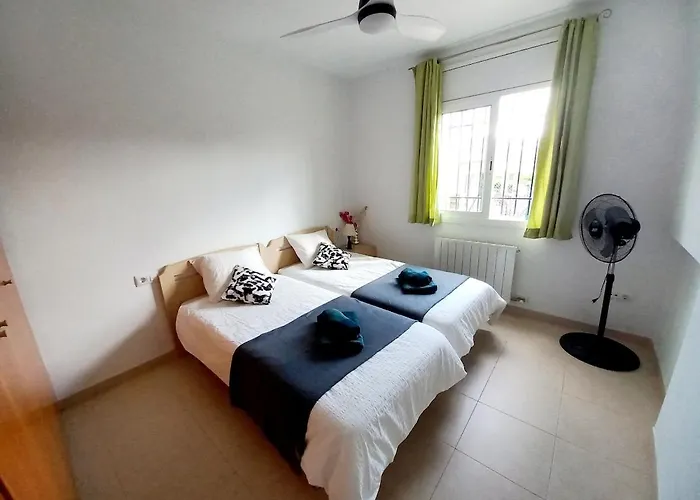 Acacia Villa *
