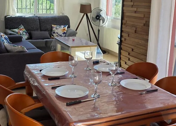 Acacia Villa